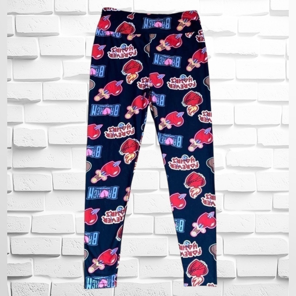 LuLaRoe TC Leggings • Happy Hearts Club • Black Background • Adult 12-16+ • NWOT